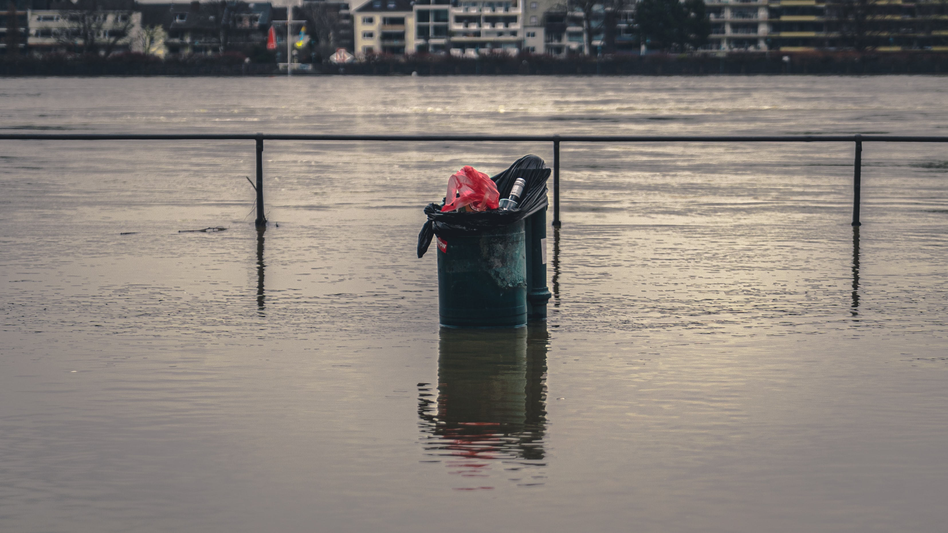 mika baumeister rKt9ZeF9cVY unsplash